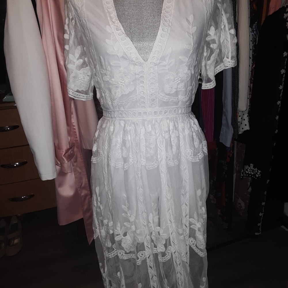 AMAZING LACE FESTIVAL/WEDDING LACE MAXI DRESS